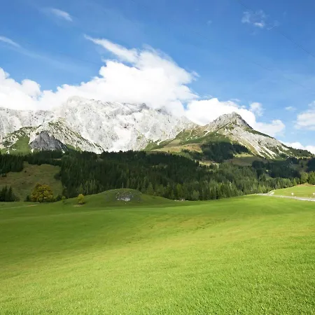 Chalet In Salzburg With Garden *