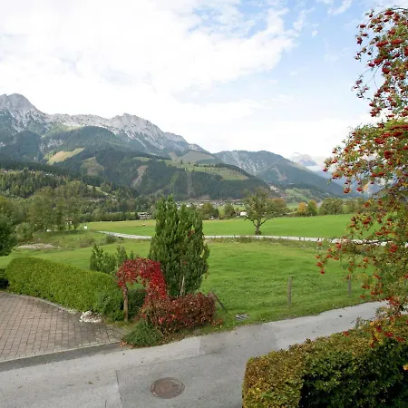 In Salzburg With Garden *
