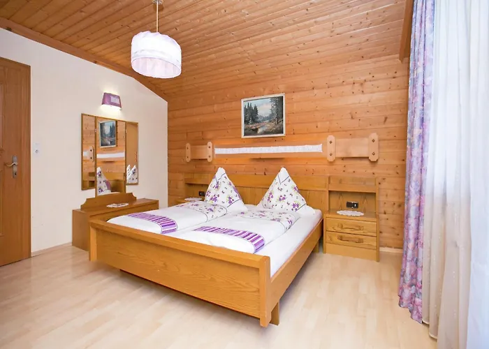 In Near Slopes 레오강